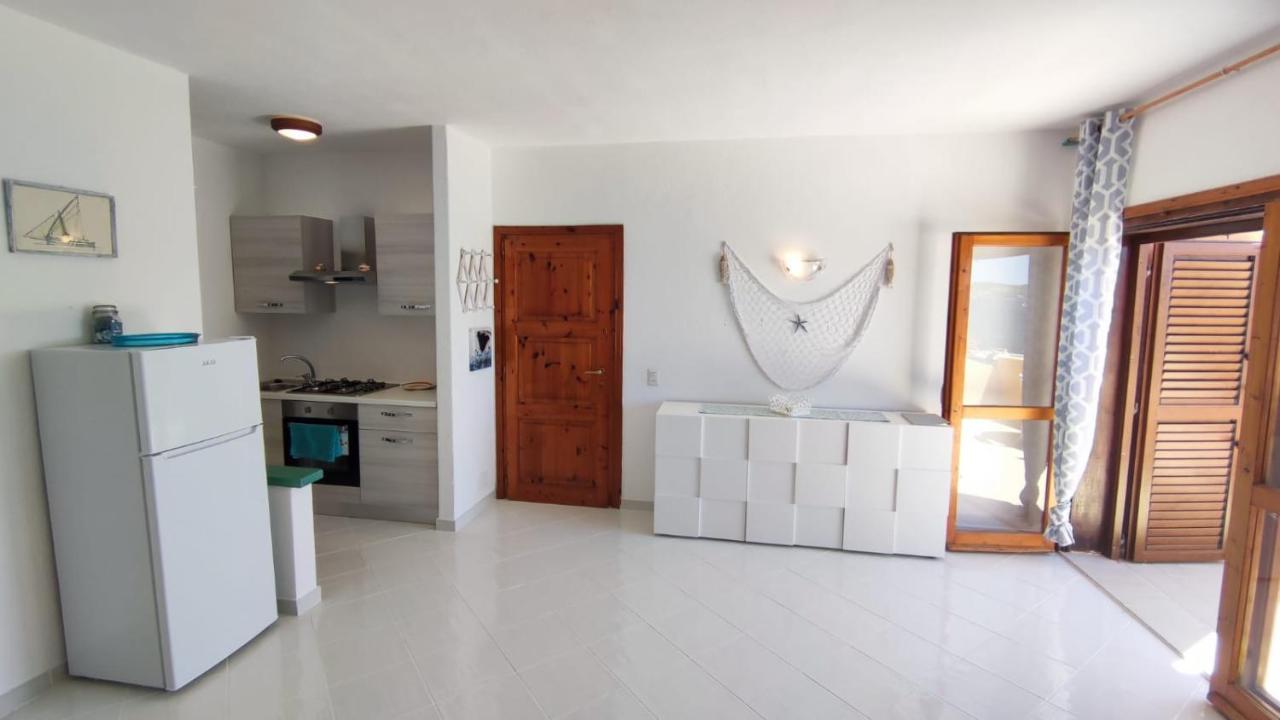Appartamento Oltremare Vista Mare La Maddalena  Exterior photo